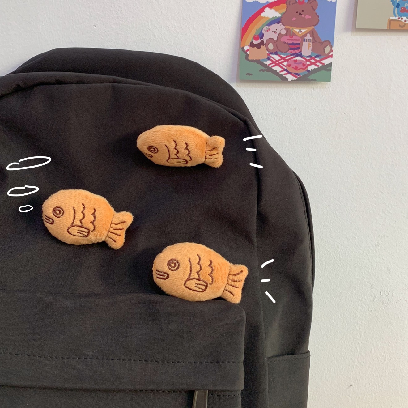 Broche de Peces Cómicos de Plush para Bolsa o Chaqueta con Forma de Pez — imagen 4