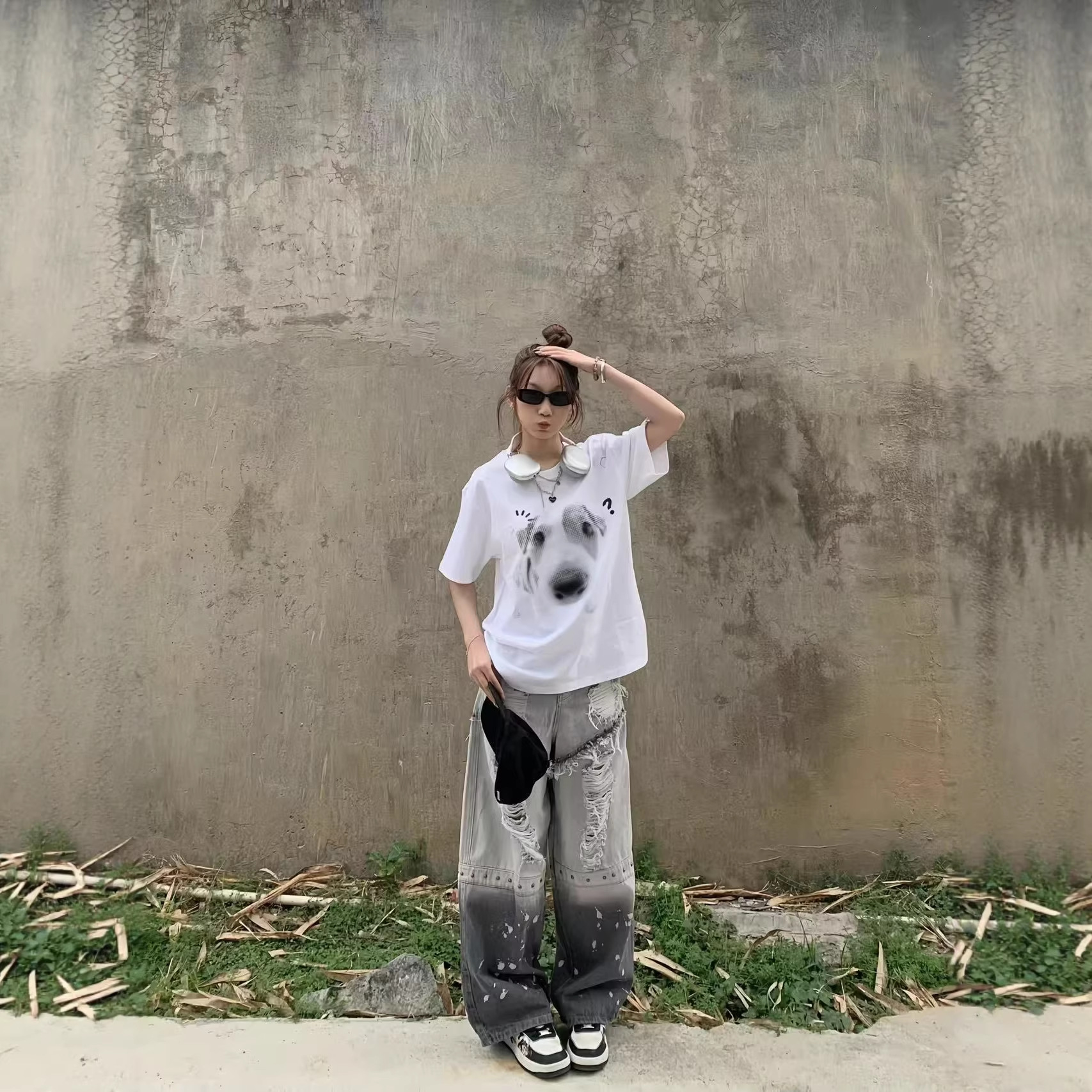 Short Sleeve T-Shirt with Dog Print for Men and Women — image 6