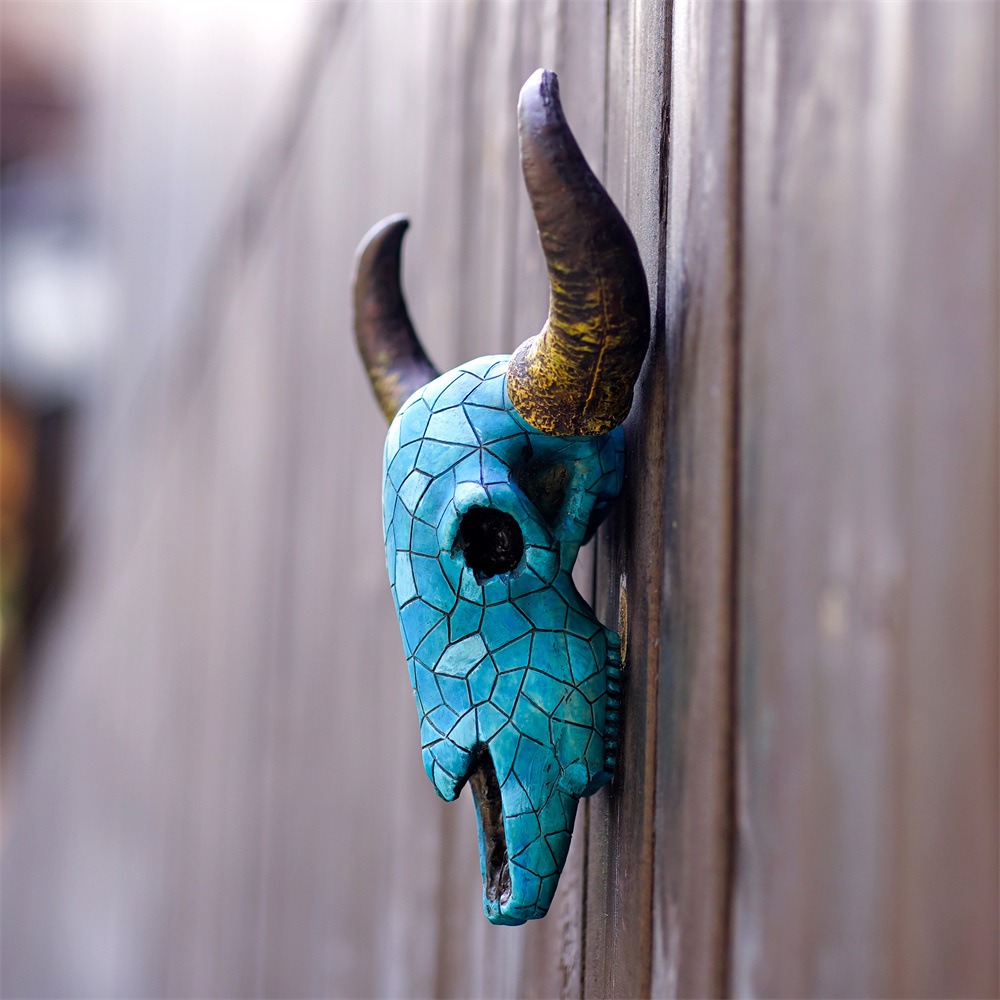 Three dimensional turquoise curved ox horn wall hanging ornaments, retro resin animal skull ornaments — image 3