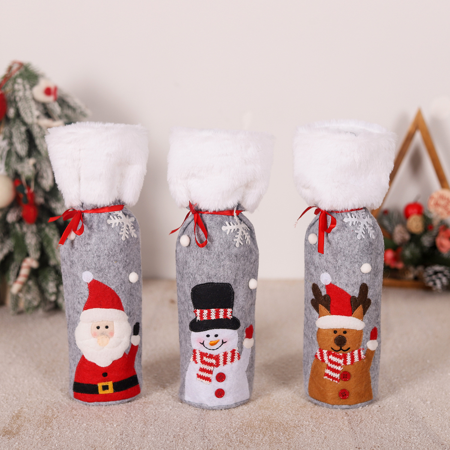 Christmas supplies red wine bottle covers elderly snowmen elk red wine bags household items — image 1