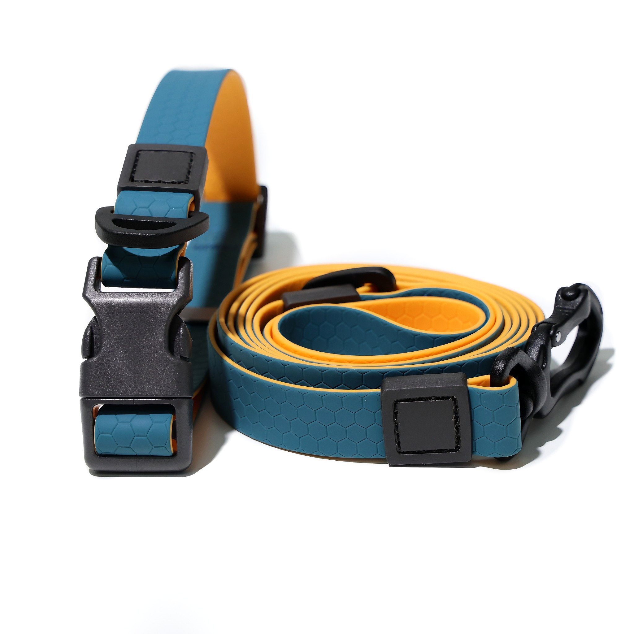 Set de Guía para Mascotas con Superficie Embossada en Miel y Dos Colores: Elegancia y Seguridad — imagen 7