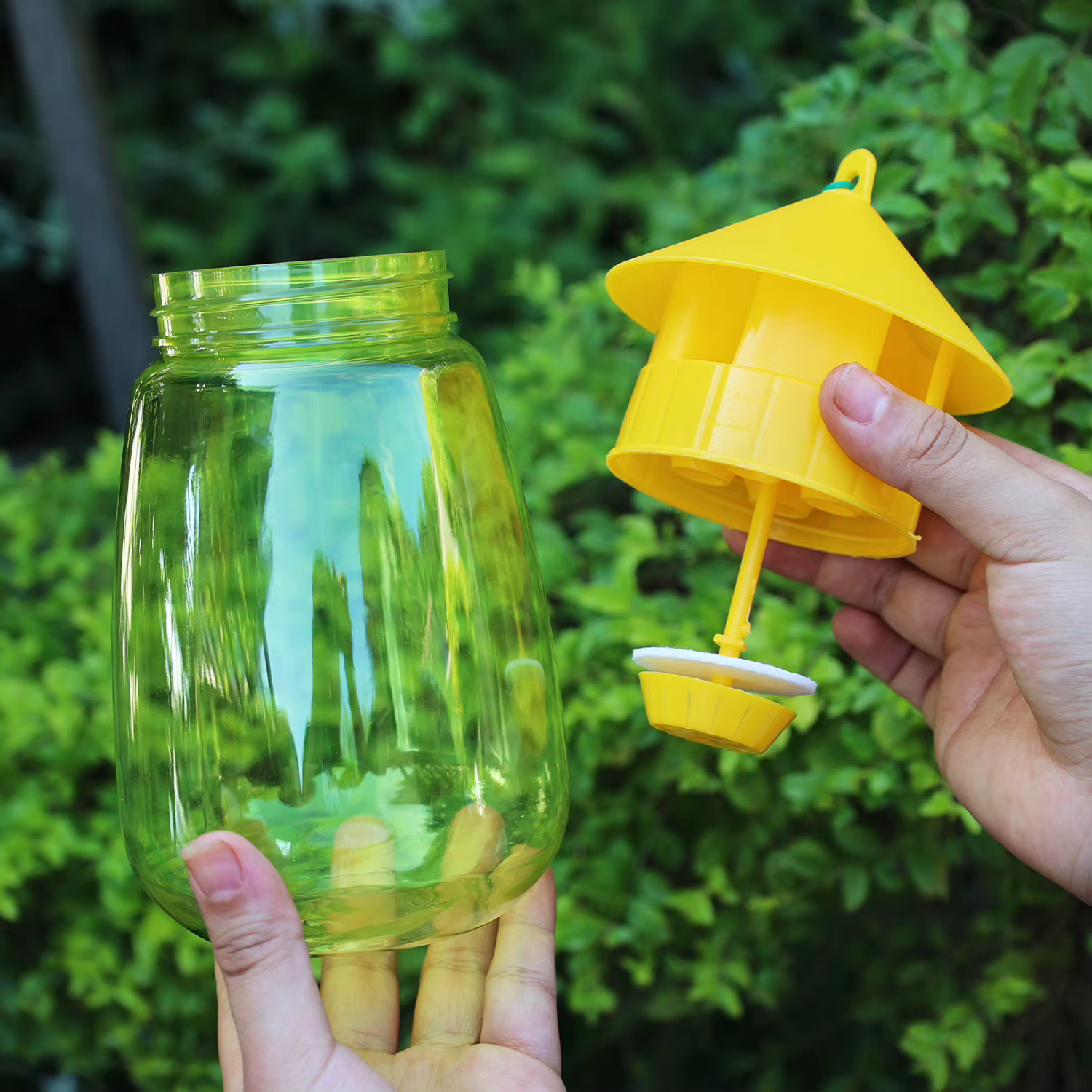 Trampa Para Moscas de la Fruta Reutilizable, 1-5x, Atrapainsectos de Plástico Transparente y Ecológico, Herramienta de Control de Plagas Para Hogar, Jardín y Huerto — imagen 3