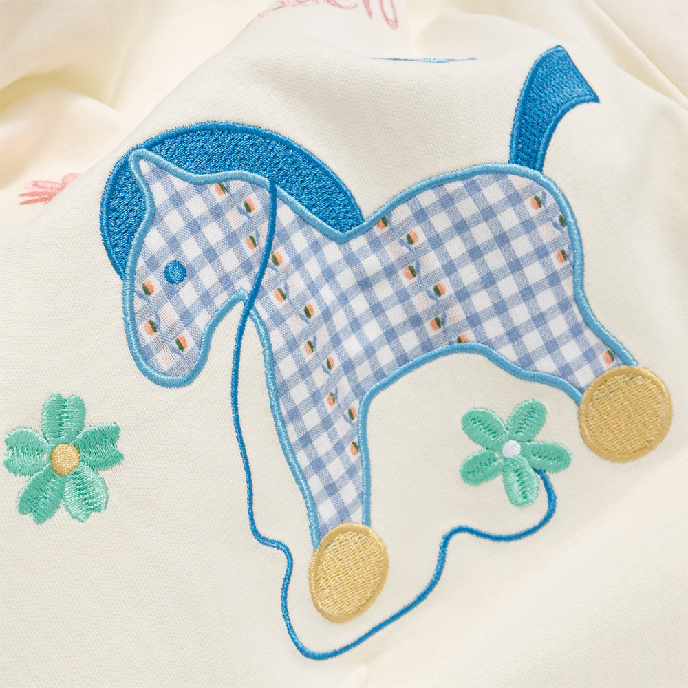 Caballo de Troya de dibujos animados con bordado de tela y mangas cortas sueltas — imagen 4