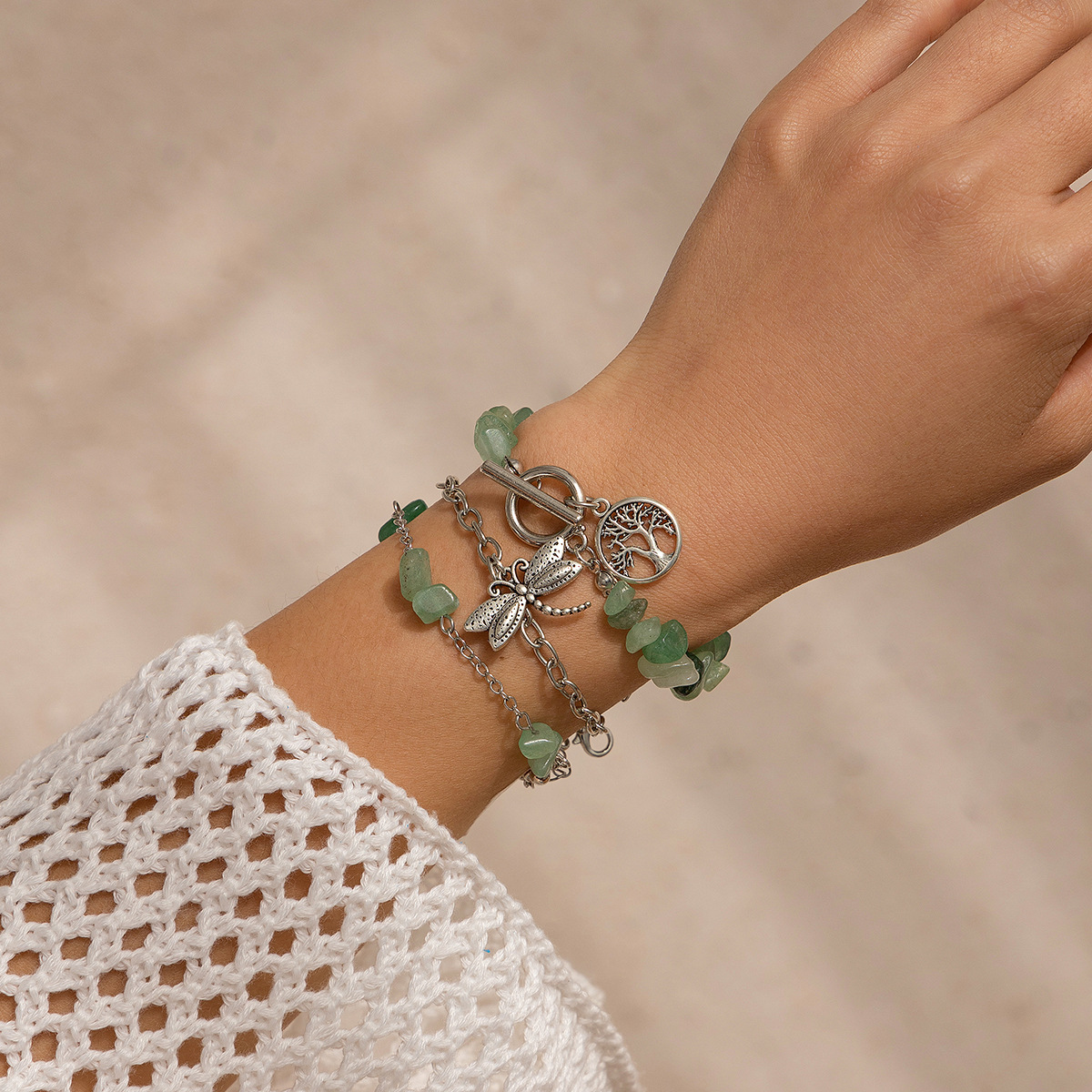 Pulsera de estilo retro étnico con forma de libélula estrella y piedras en cadena multicapa para mujer — imagen 1