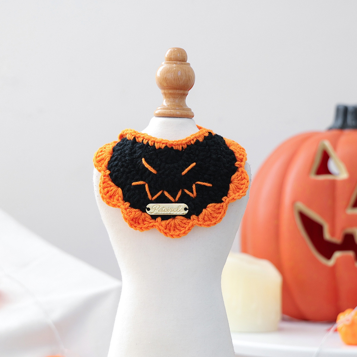 Accesorios para Mascotas de Halloween, Bandana de Lino Tejido con Etiqueta Dorada para Gatos y Perros, Collar Decorativo en forma de Murciélago — imagen 8