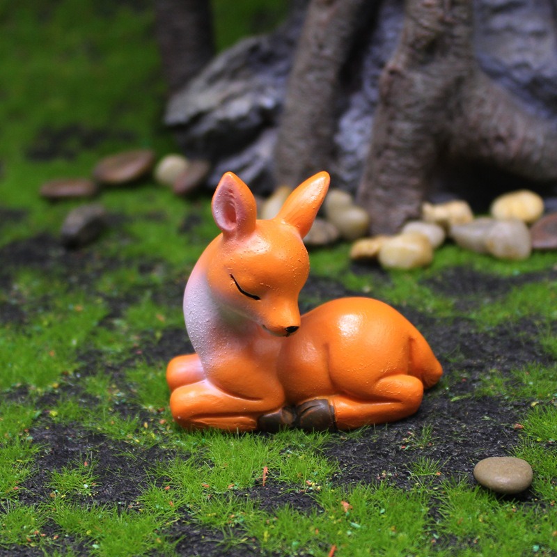 Miniaturas de ciervos sika para paisajes microscópicos — imagen 2