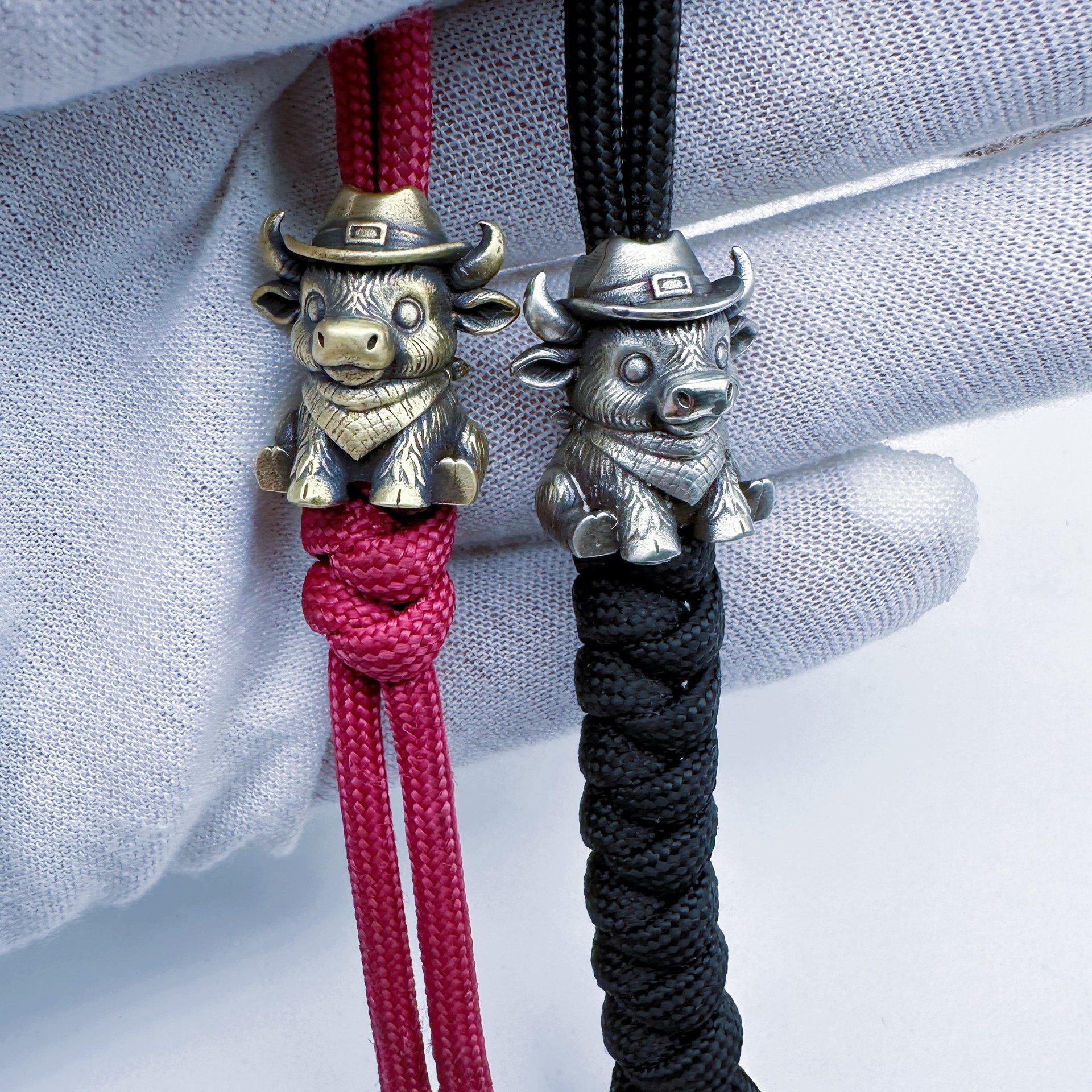 Brass Cow Head Paracord Bead Set, Western Calf Cutter Lanyard Pendants for Knife EDC & DIY Bracelets — image 12