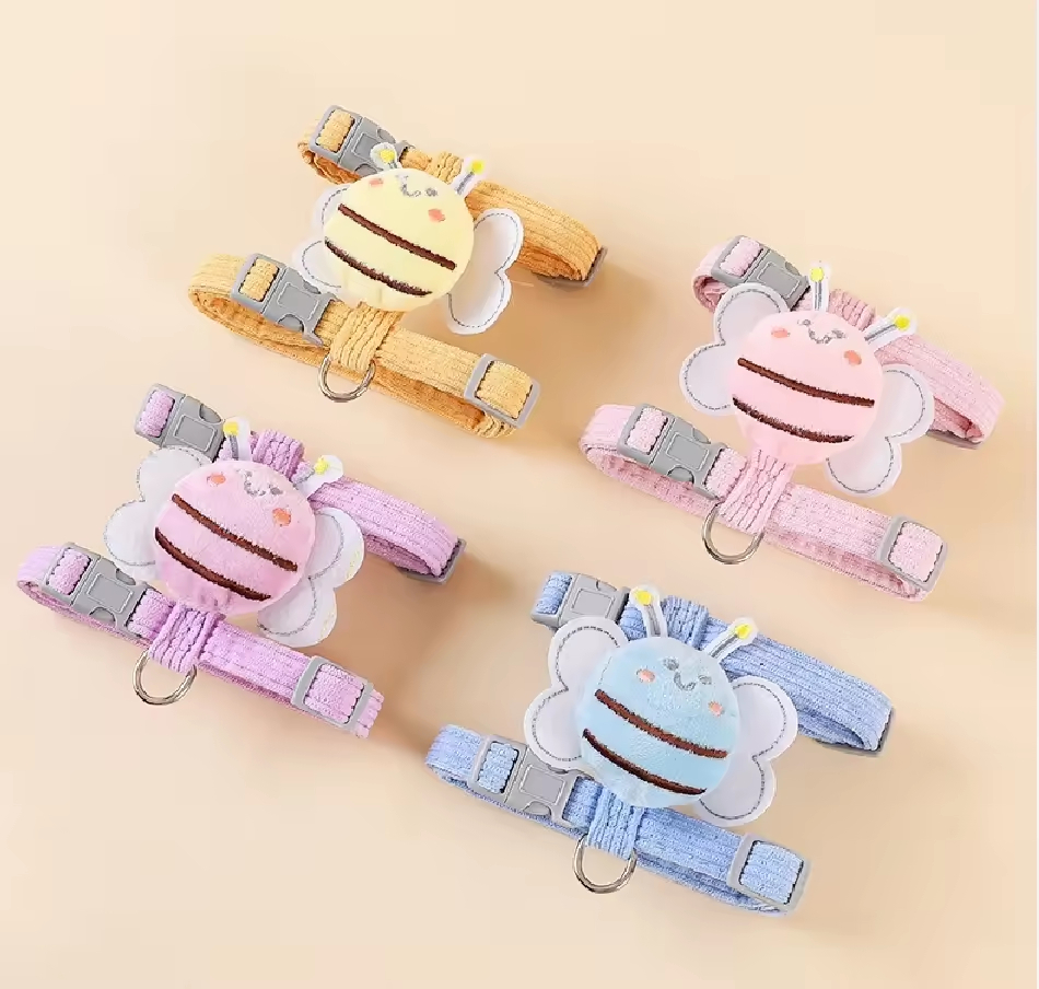 Traje de Cinturón para Gatos con Decoración Alar, Conjunto de Correas y Ajustes para Pequeños Perros y Mascotas — imagen 2