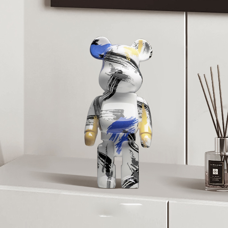 Decoración de oso agresivo para habitación de conejo — imagen 6