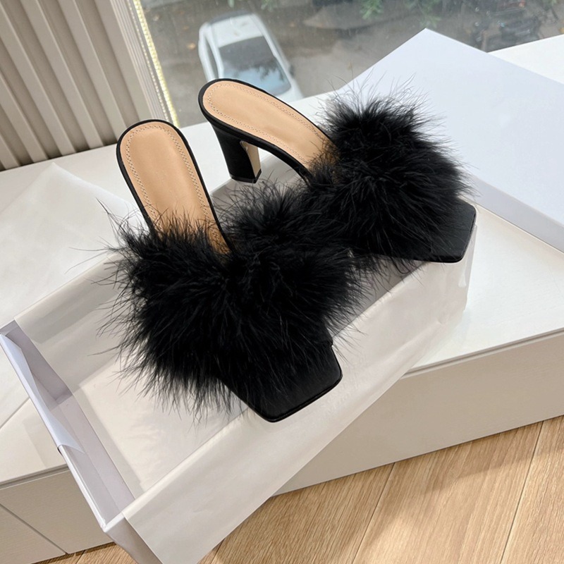 Zapatillas de media punta con pelo de camello y tacón grueso — imagen 5