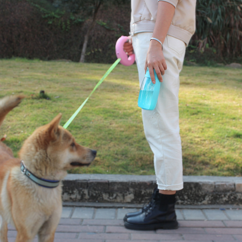 550ML Large Capacity Dog Water Bottle Outdoor Supplies Outdoor Cat Feeding Water Dispenser Portable Pet Folding Water Cup — image 4