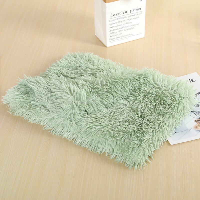 Manta de Plush para Perros y Gatos: Cubreleta Suave y Caliente para Dormir, Tamaño Pequeño, Medio, Grande — imagen 19