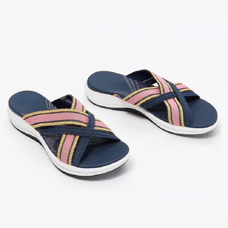 Flat bottomed sloping and fish mouthed flying woven cross sandals for women's slippers — image 1