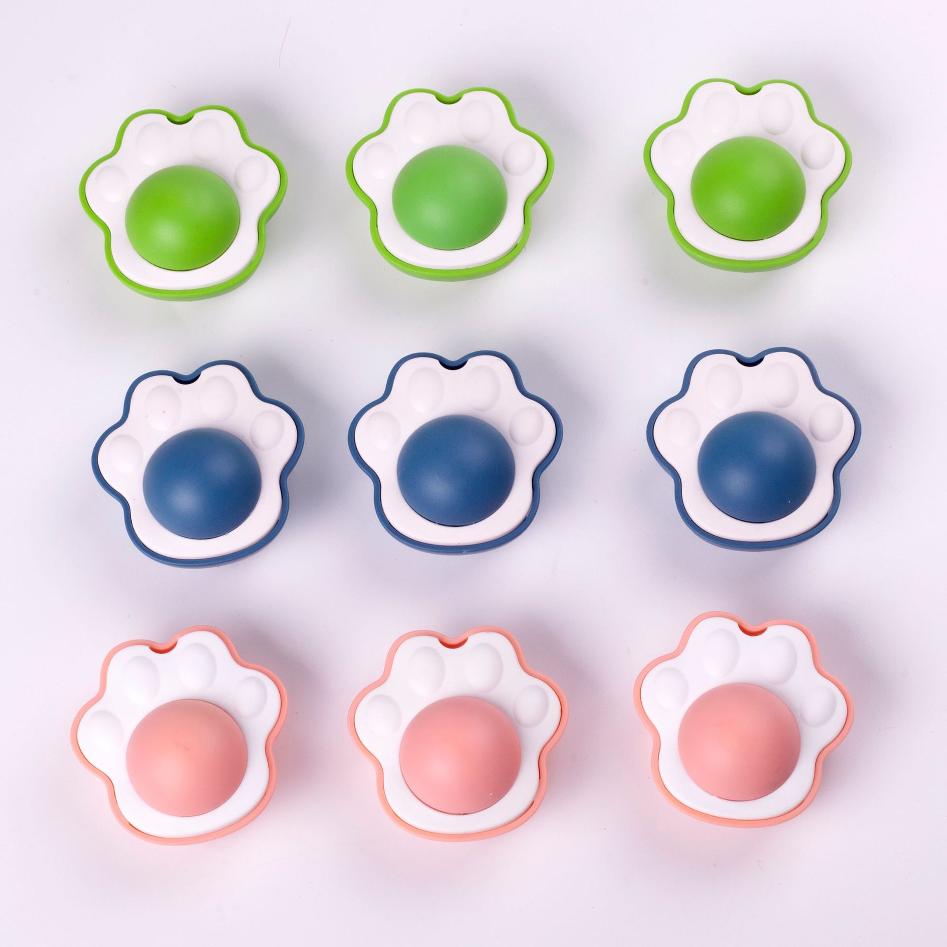 Cat Toy Wood Polygonum Gall Fruit Taste Gall Cat Paw Licking Music Tooth Grinding Cat Licking Mint Ball — image 2