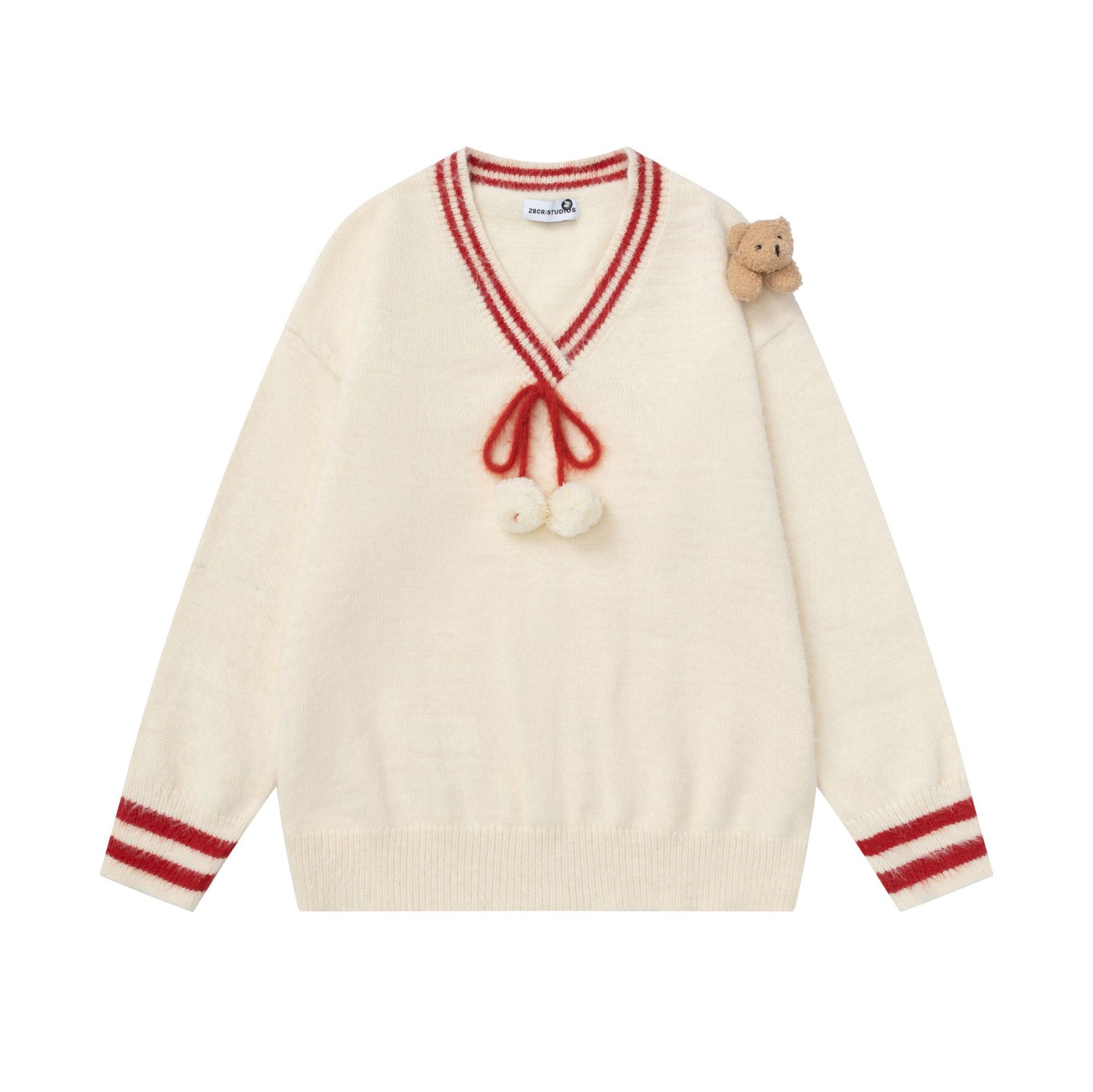 V-neck teddy bear pendant sweater — image 1