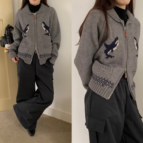 Dolphin design sweater jacket — image 9
