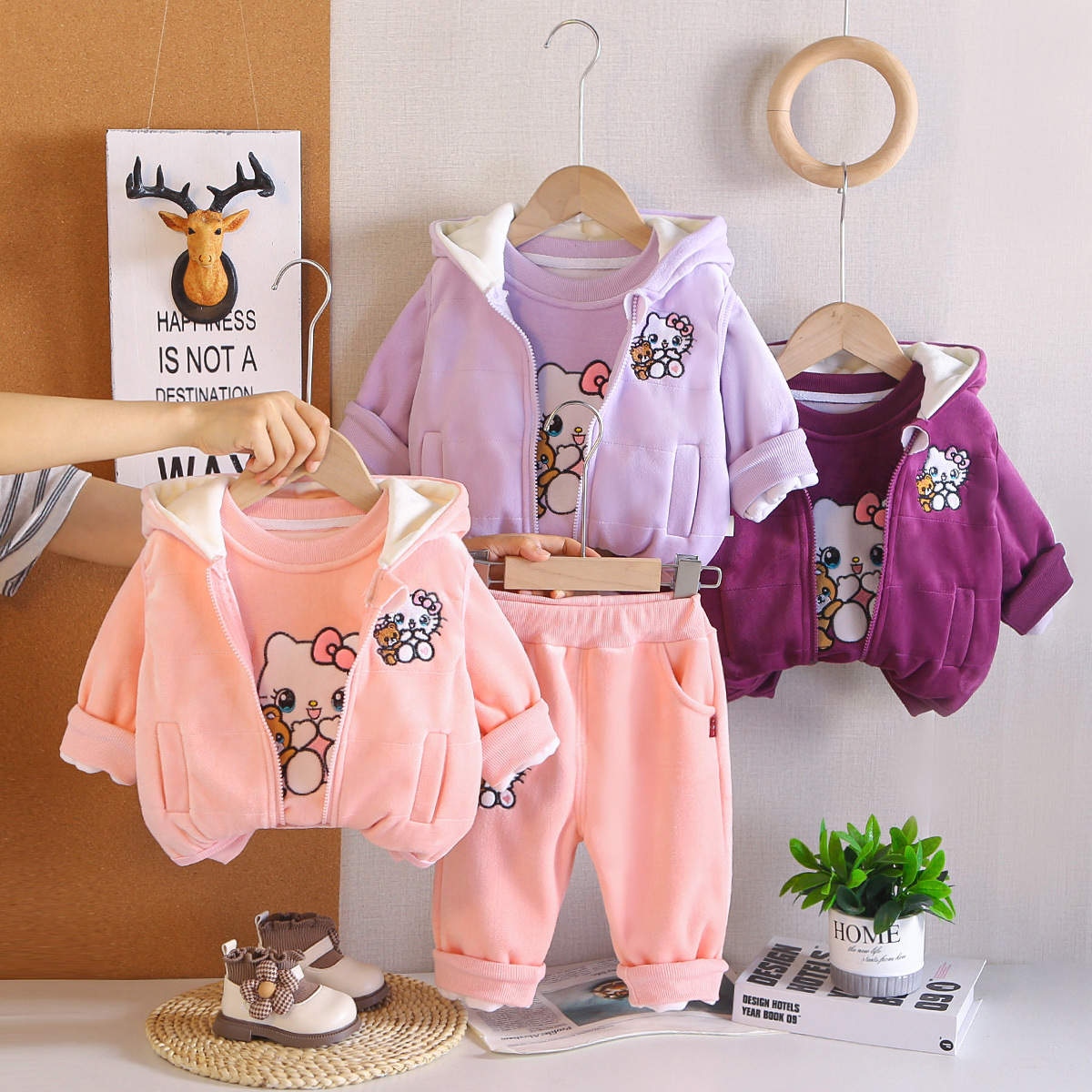 Girls Autumn Winter 3-Piece Set with Cat and Bear Print for Toddlers — image 3