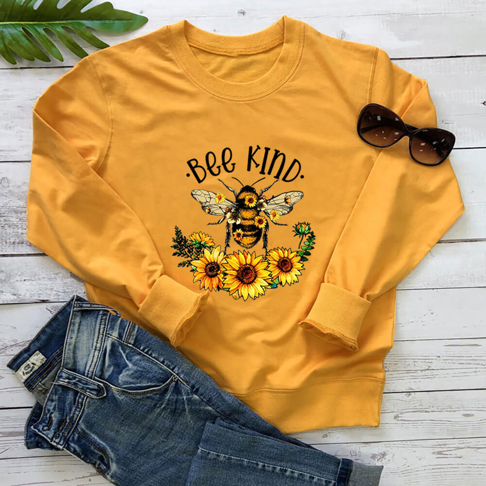 Bee colored printed hoodie — image 4