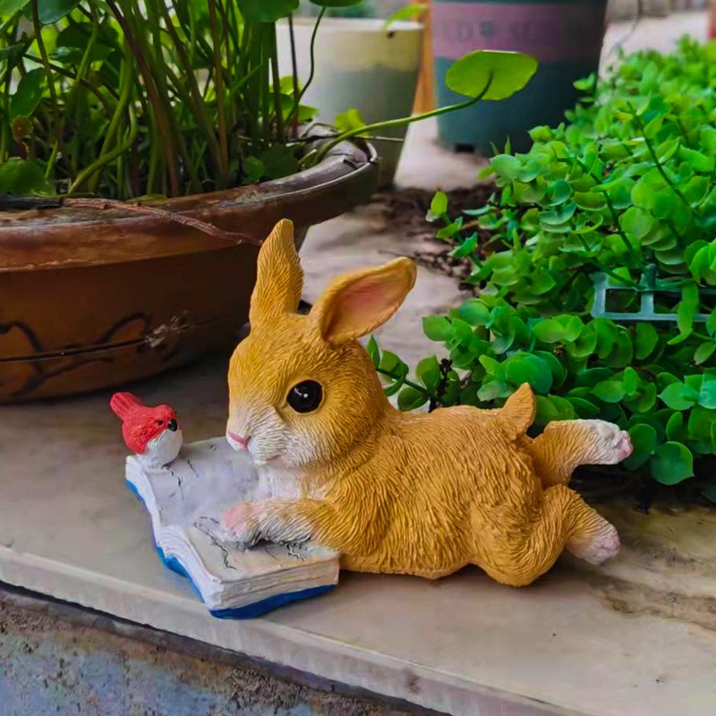 Garden bunny reading animal ornaments — image 4
