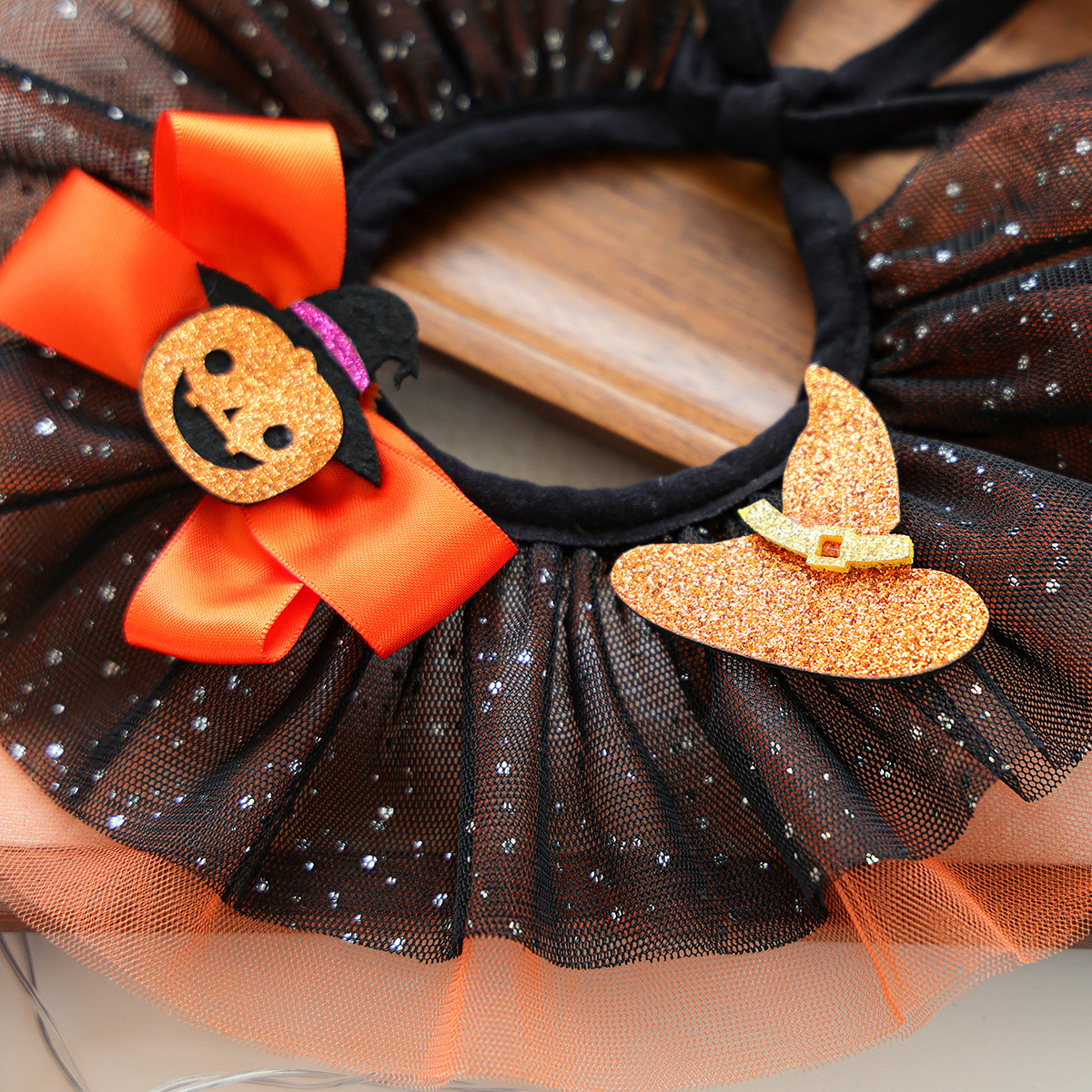 Bib de Goteo para Perros Pequeños con Disfraz de Brujo de Halloween — imagen 4