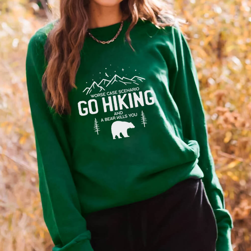 Bear print pattern round neck long sleeved sweatshirt