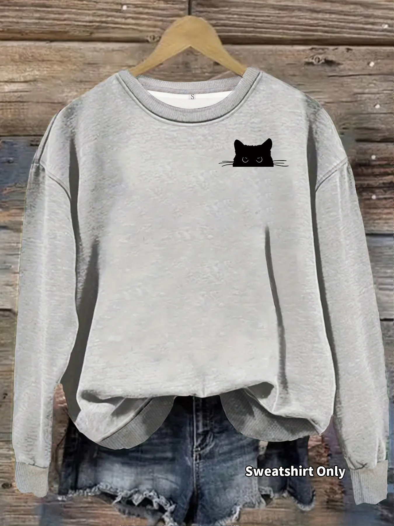 Black cat printed fleece hoodie — image 11