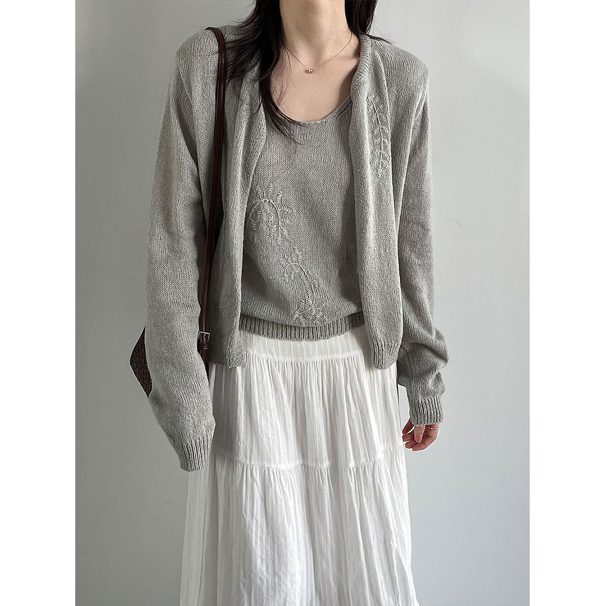 Deer West Autumn New Knitwear Set with Tie-Up Sweater, Women's Knitted Jacket and Short Top — image 8