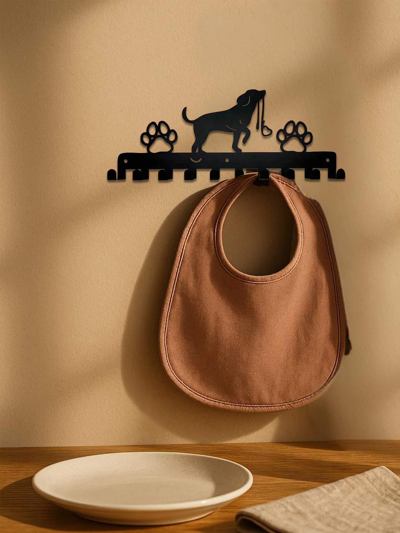 Organizador Rustico para Entrada - Portador de Llaves y Rampa para Lechones en la Pared para Dueños de Mascotas — imagen 1