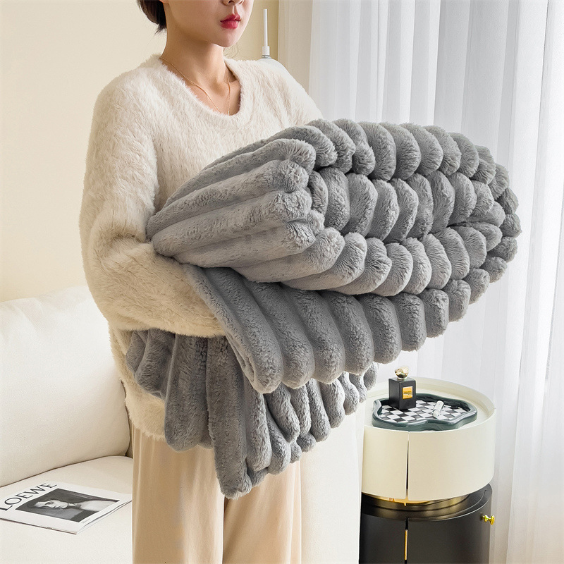 Rabbit plush blanket — image 9