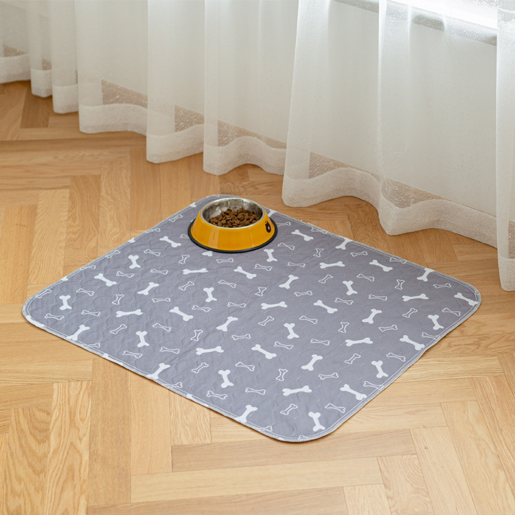 Reusable Pet Bed Mat, Waterproof, Non-Slip, Stain-Resistant, Universal Pet Pad — image 4