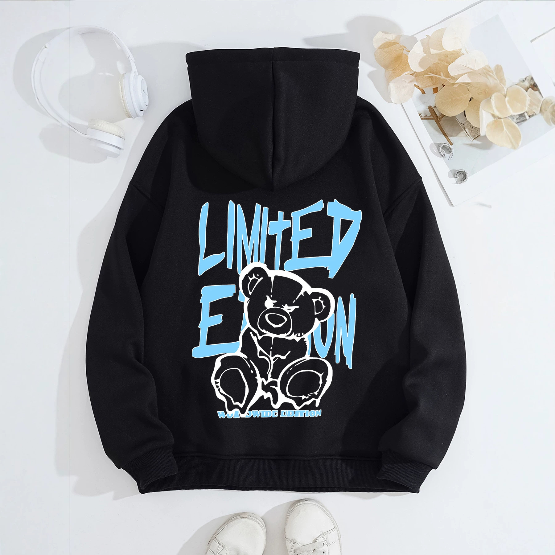Bear print hooded sweatshirt — image 5