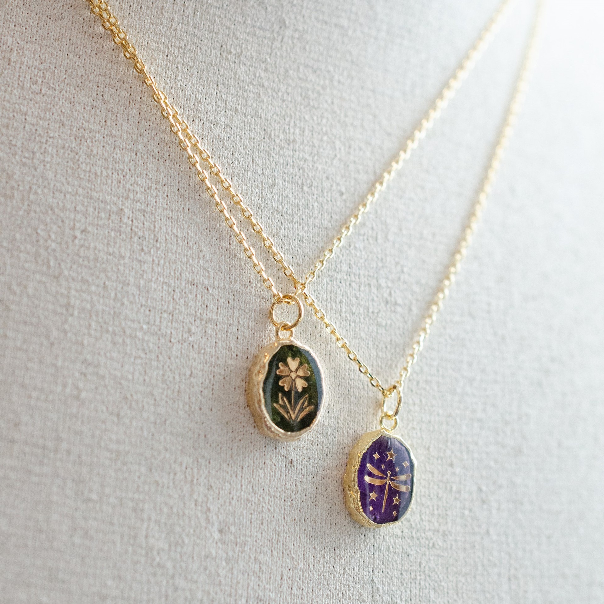 Natural stone gem necklace butterfly star moon love snake flower planet clavicle chain — image 2