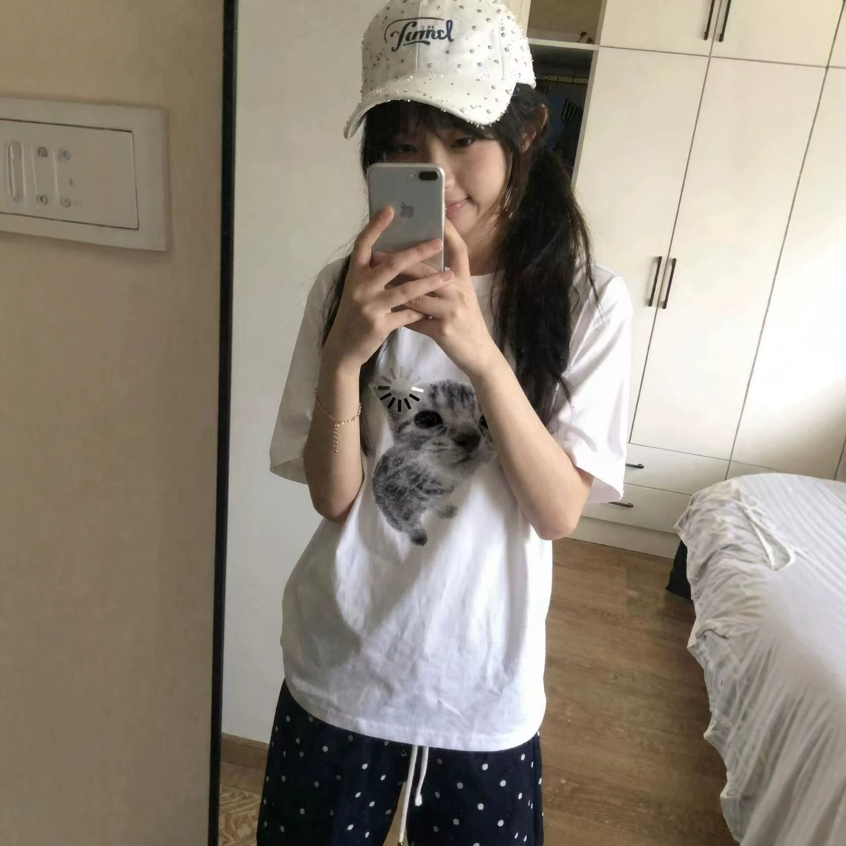 Mark Cat Print Short Sleeve T-Shirt for Men and Women — image 5