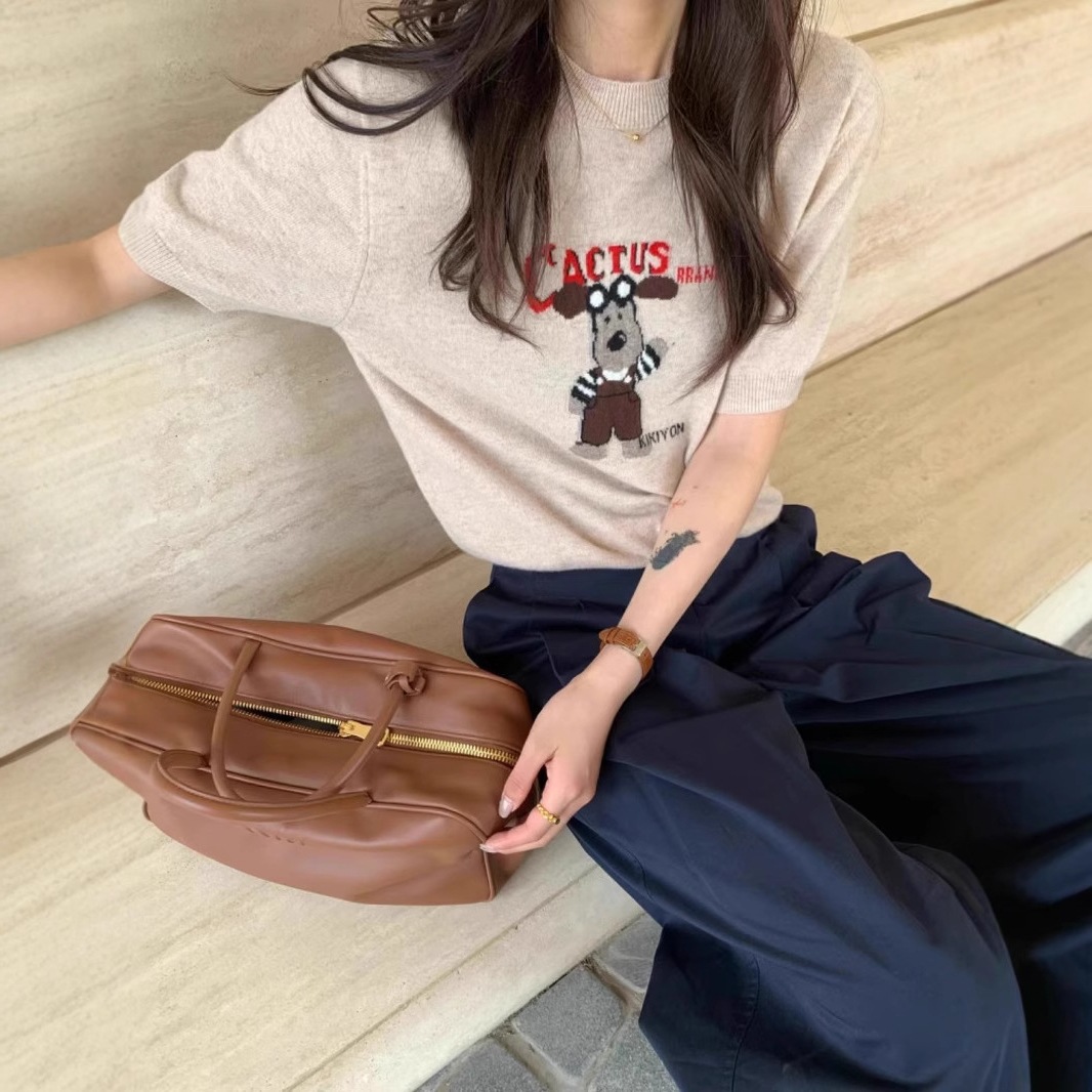 Cartoon Dog Short Sleeve Knitted Shirt for Women — image 4