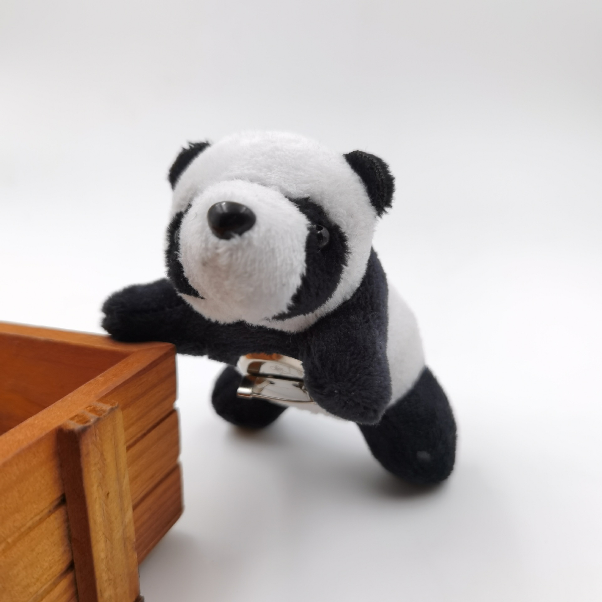 Cartoon Brooch Female Japanese Cute Panda Plush Doll Pin Clothes Buckle Schoolbag Jewelry Accessories — image 2