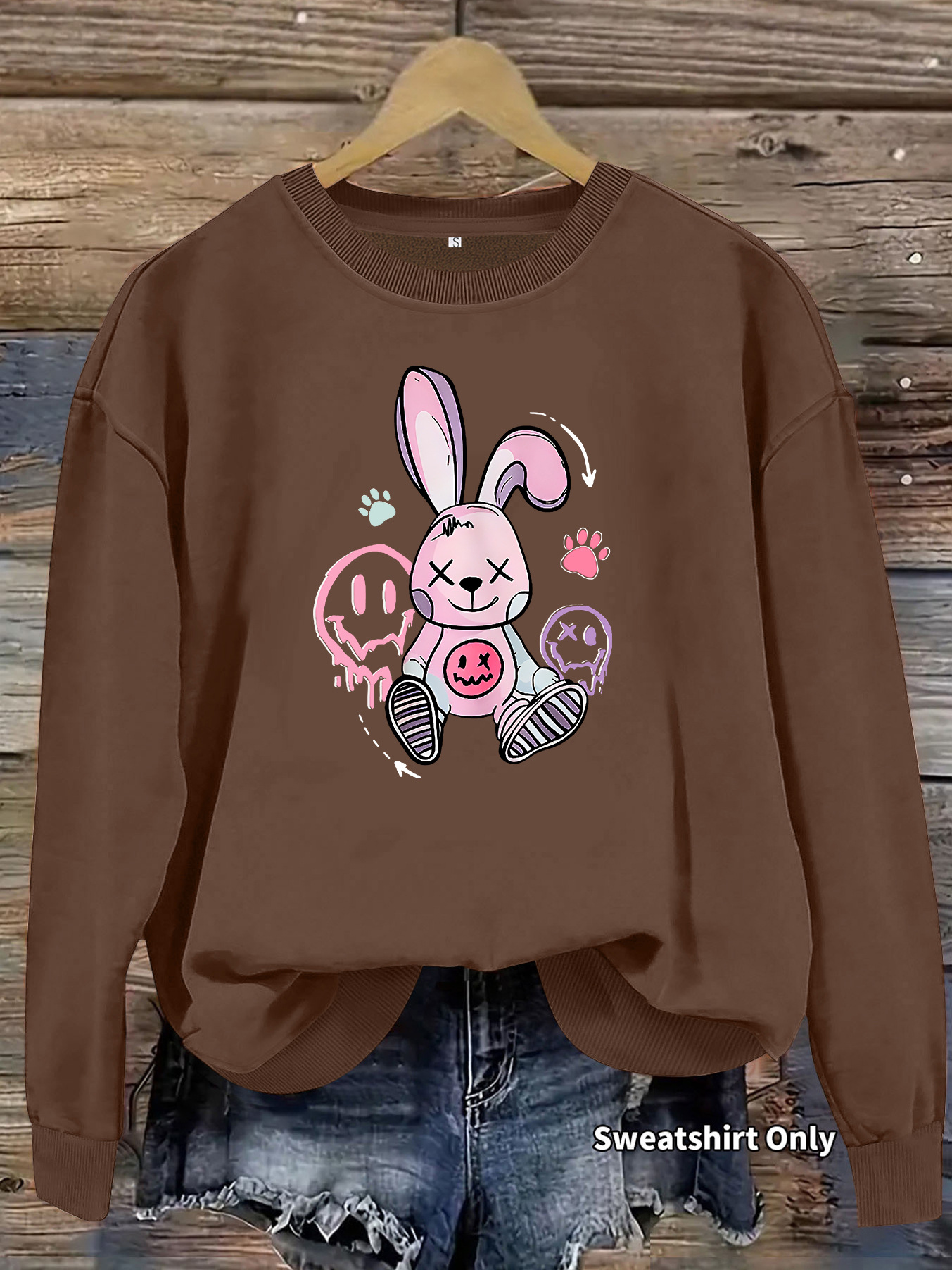 Graffiti rabbit print round neck fleece hoodie — image 13