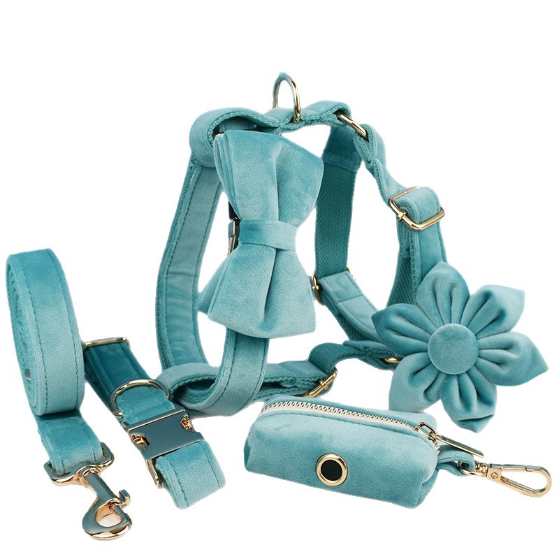 Green velvet medium-sized anti slip small dog golden fur collar traction rope — image 2