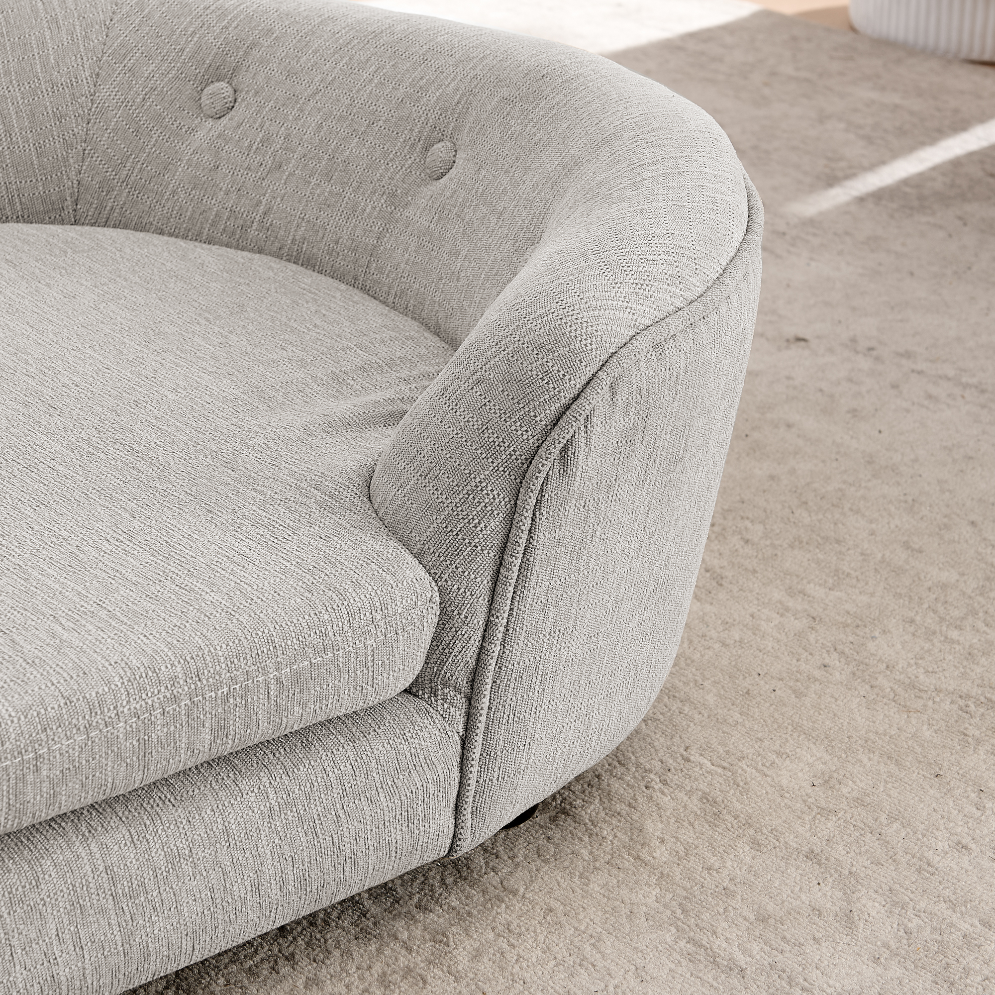 SILLA DE PERRO GRANDE Ovalada Semi-Cerrada - Material de Lino Duradero, Espaldar con Botones y Tufting, Soporte Alto-Centro Bajo-Lados y Confort Plush Beige — imagen 2