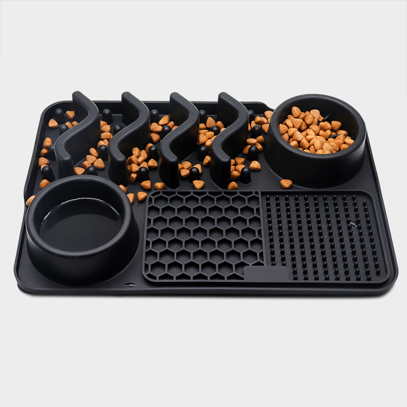 Dog Silicone Licking Pad Pet Licking Mat Silicone Smelling Mat Multifunctional Food Bowl Pets Supplies — image 6
