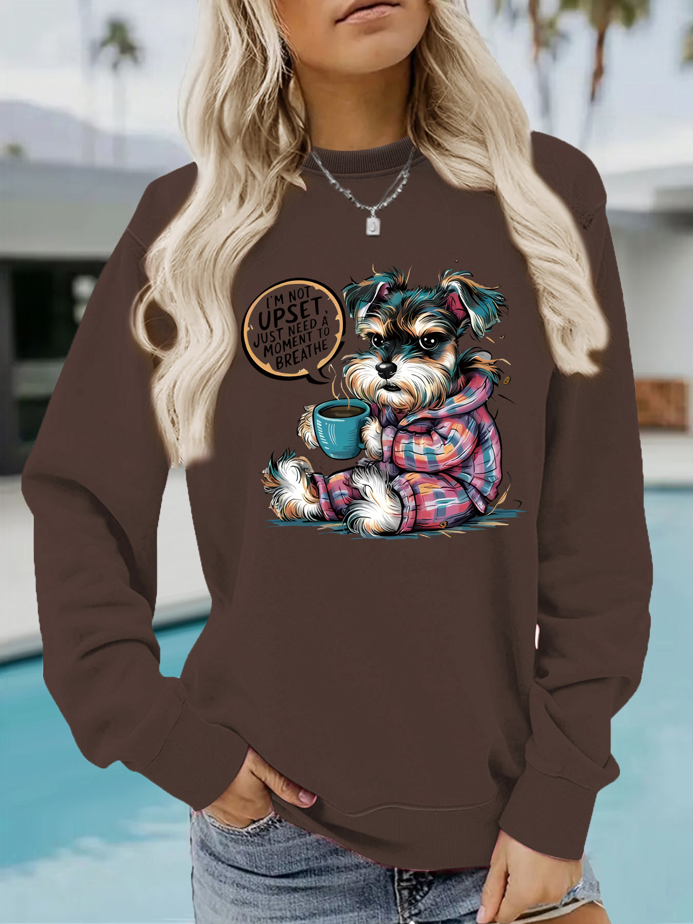 Long sleeved round neck shirt with dog letters — image 11