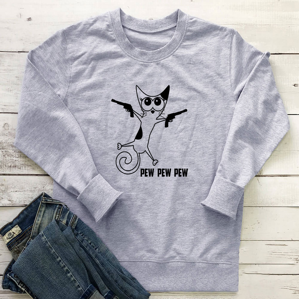 Cat print round neck hoodie with gun — image 3