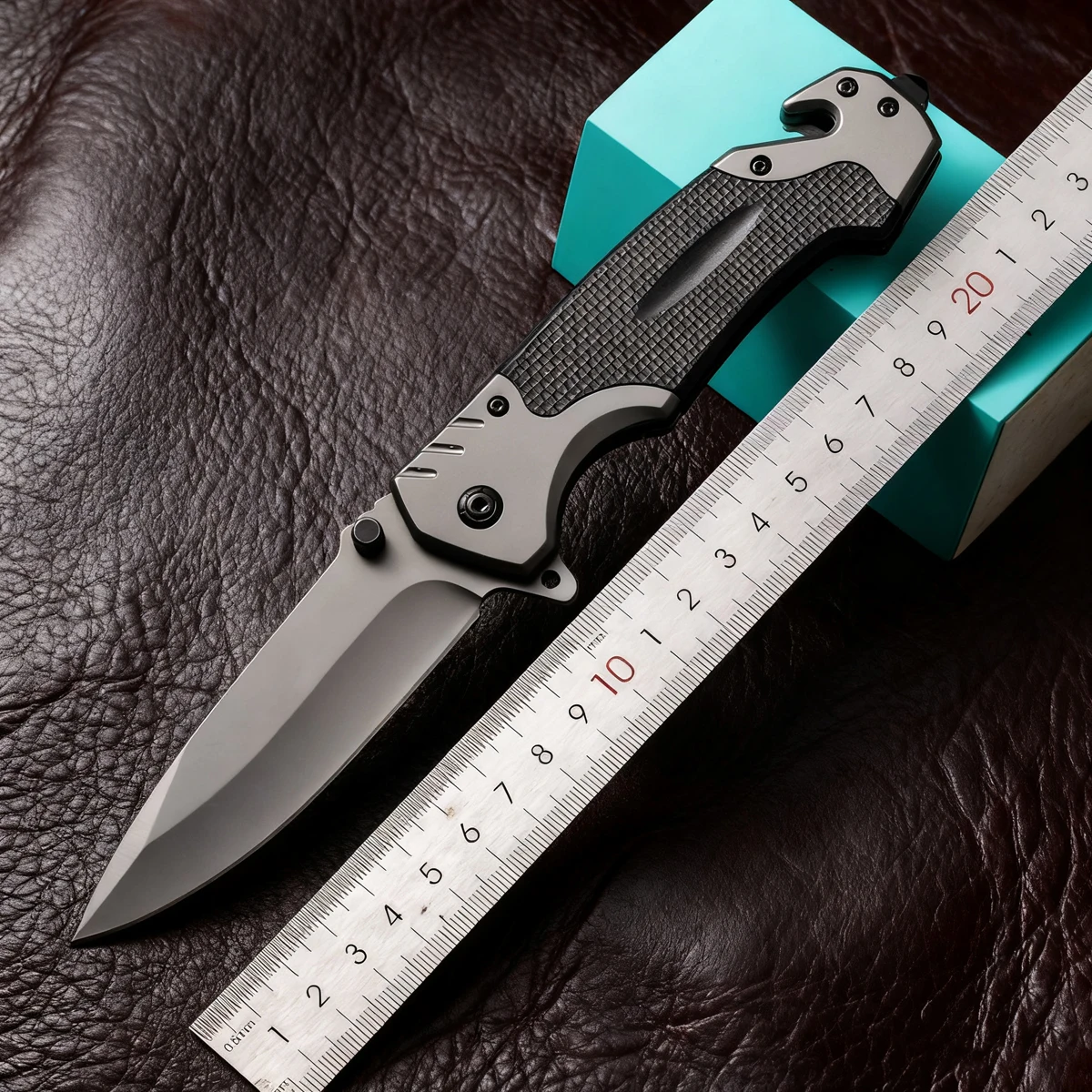 Multi functional sharp and convenient folding knife pocket knife, suitable for wilderness survival, camping, fishing, hunting — image 1