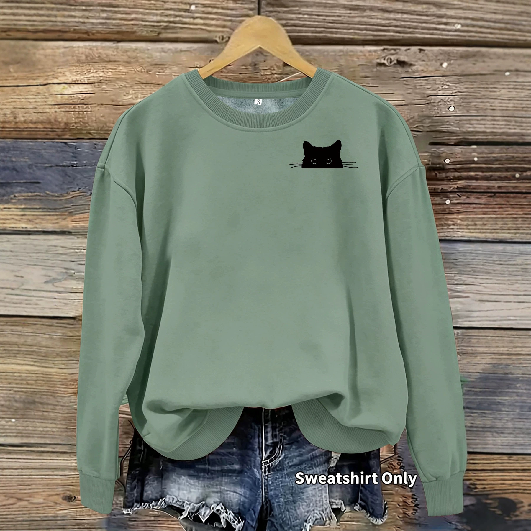Black cat printed fleece hoodie — image 5