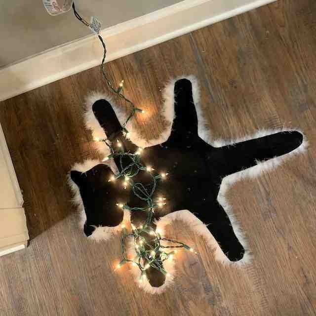Christmas Fried Cat Aunt's Fried Fur Decoration Fur Decoration Carpet Light String Decoration — image 1