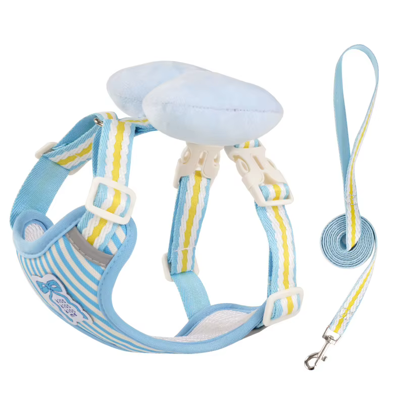 Dog harness with bow, all-season small breed no-pull leash, anti-escape leash for pet walking and gardening — image 6