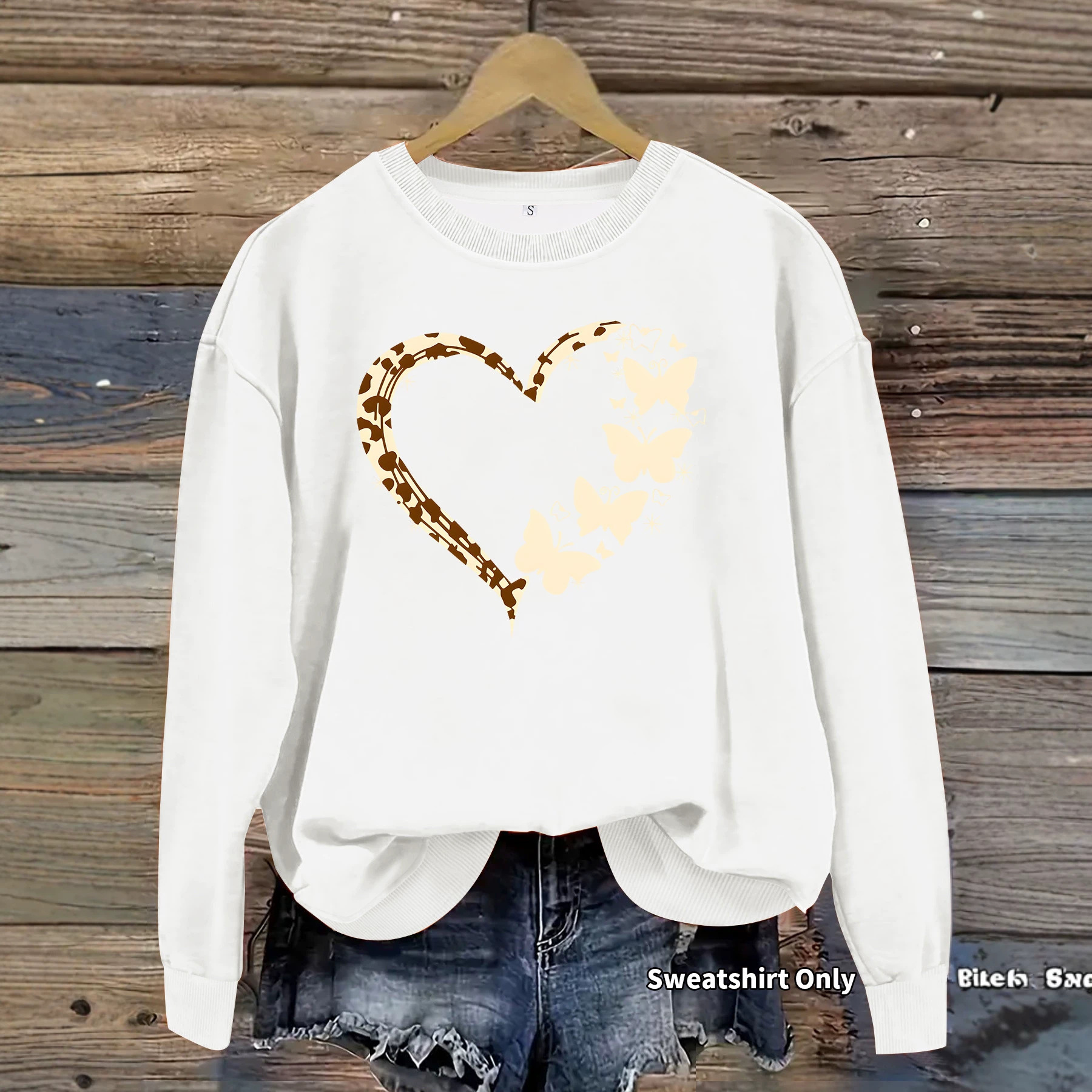 Butterfly and leopard print heart-shaped fleece hoodie — image 4