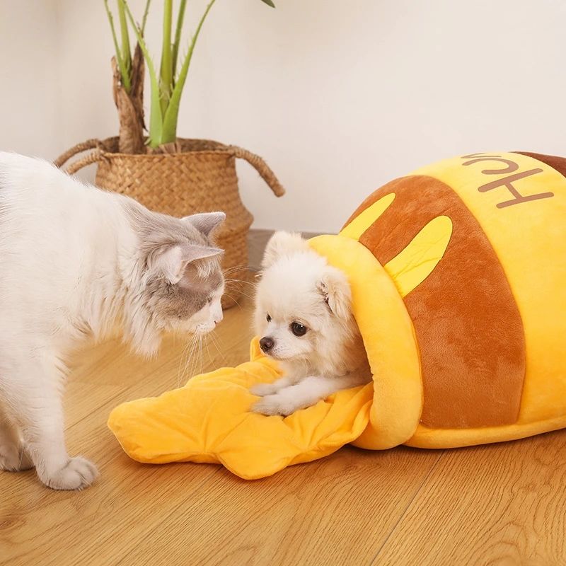 Nido de Winnie the Pooh Disney para Mascotas - Camas Cunas para Gatos y Perros con Miel de Avena — imagen 4