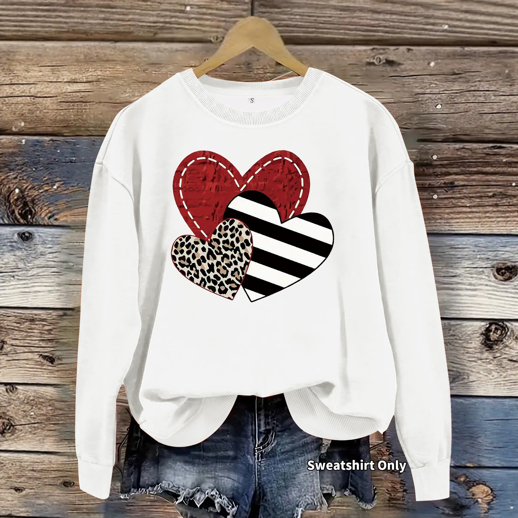 Leopard striped heart-shaped printed sweatshirt — image 4