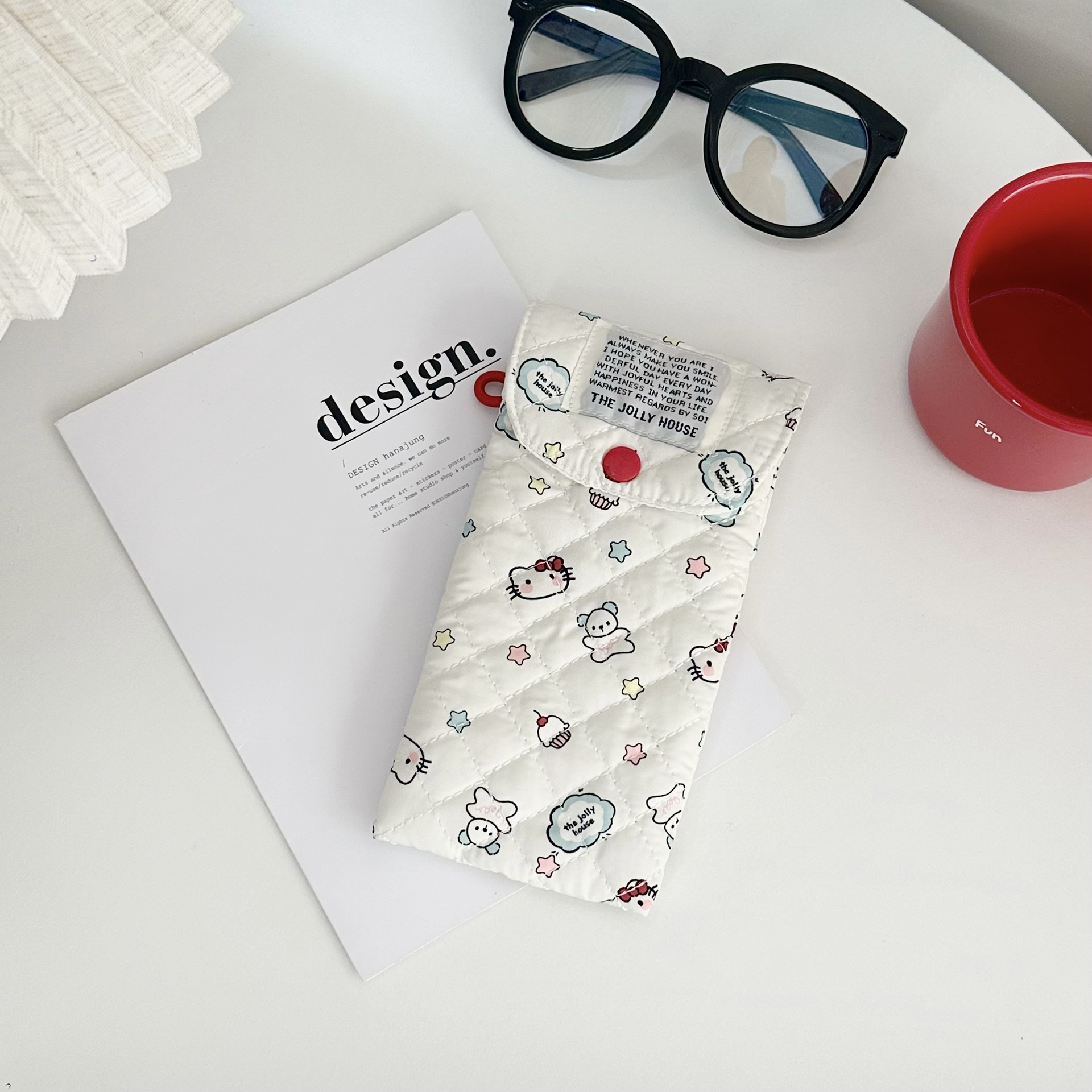 Cartoon Cat Padded Sunglasses Case Portable Crush-Resistant Eyeglass Bag — image 7