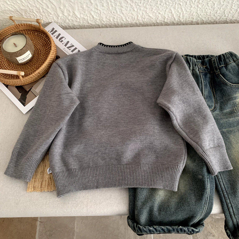 Boys' thick children's cartoon mischievous cat round neck knitted sweater — image 5